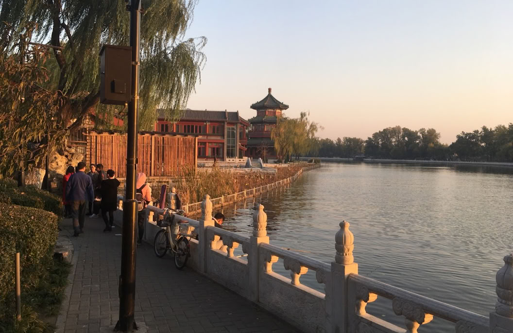 Sightseeing Walk in Beijing 2