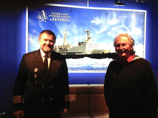 Gerhard Gruber mit Kapitän des "Lenin" Eisbrechers