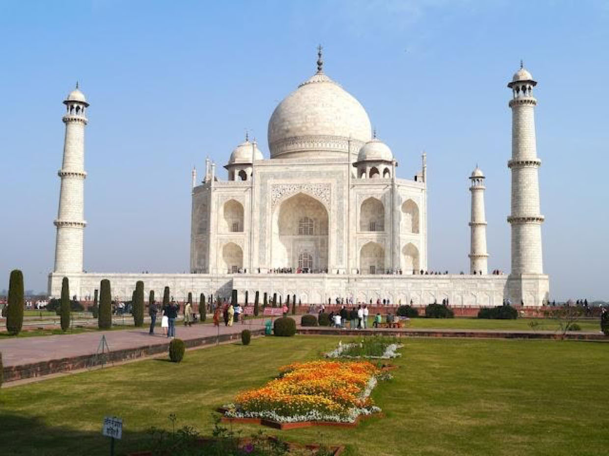 beim Taj Mahal